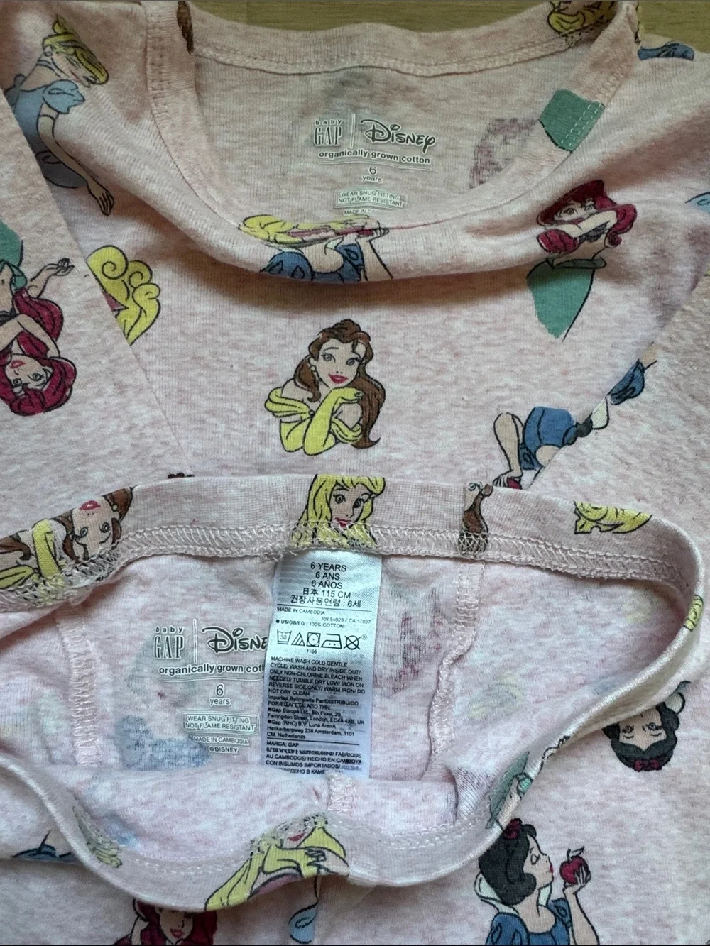 Toddler Girls’ Gap Disney Princesses Snug Fit Pajama Set - Size 6